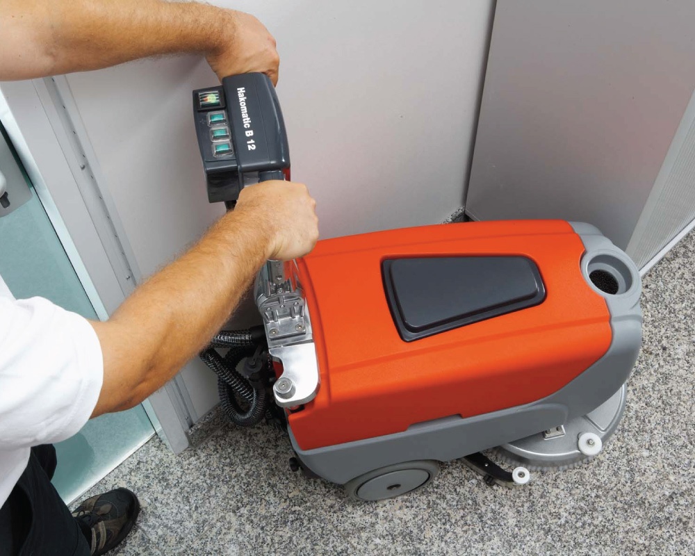 Scrubmaster-B12-Floor-Scrubber-2
