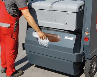 Sweepmaster-B-P-D1500-RH-Industrial-Floor-Sweeper5