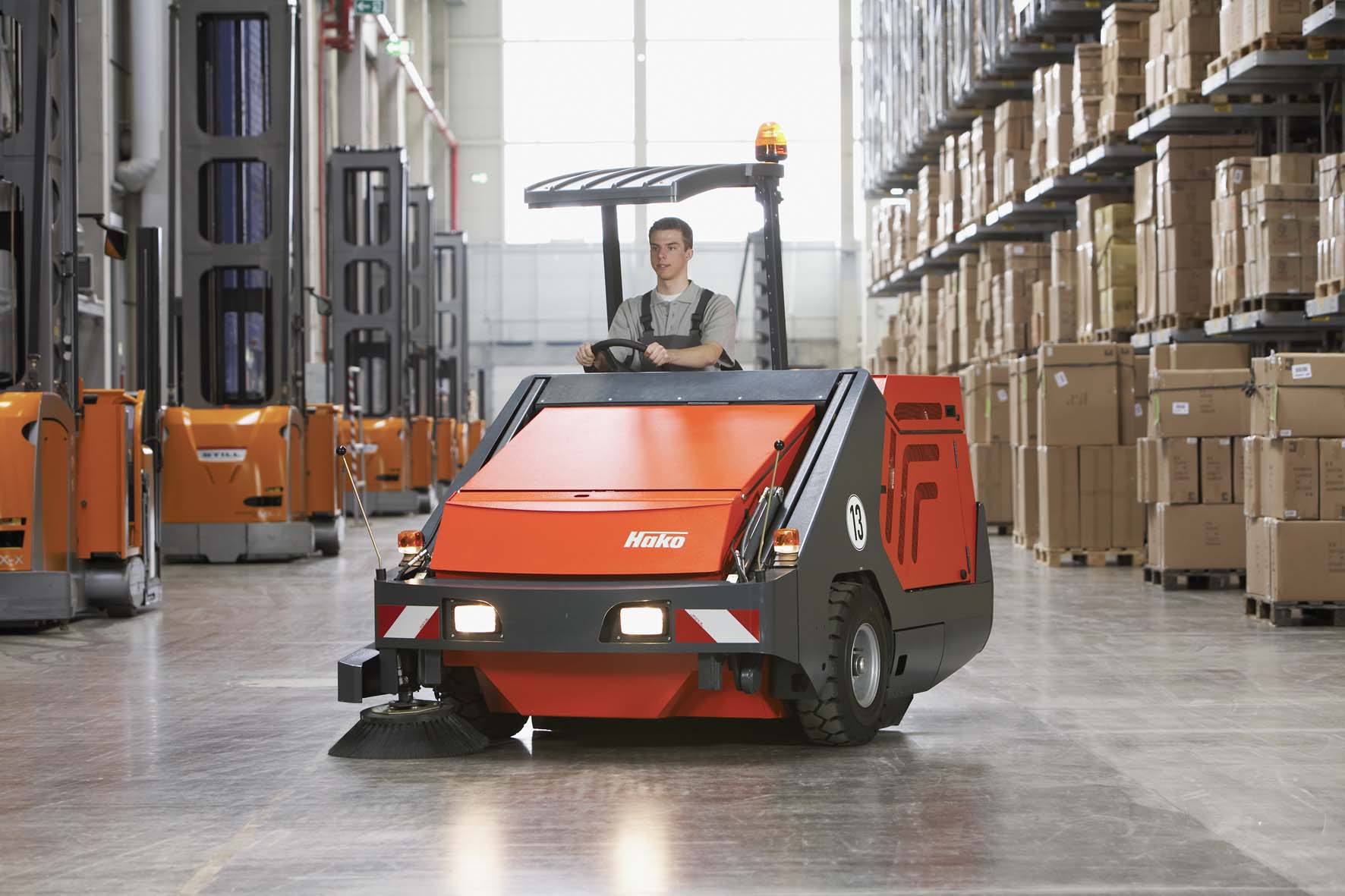 Powerboss 9XR Industrial Floor Sweeper