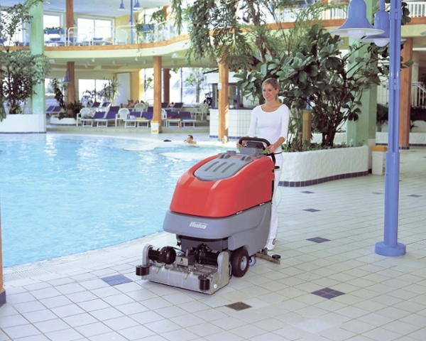 Scrubmaster-B70-B70-CL-Floor-Scrubber-5