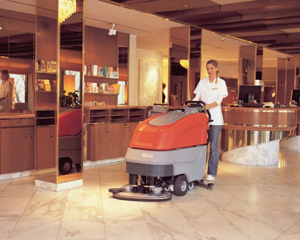 Scrubmaster-B70-B70-CL-Floor-Scrubber-2